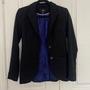 An H&M size 4 black blazer!